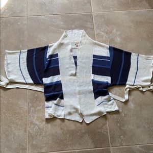 Lucky Brand sweater NWOT size small